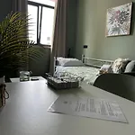 Bed and breakfast Botanical 3*